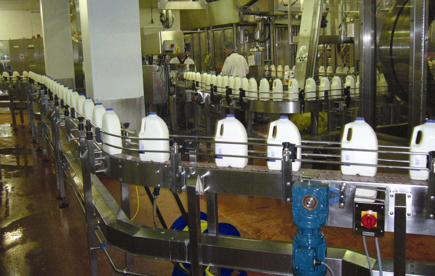 Food - Beverage, conveyor, milk, bottles